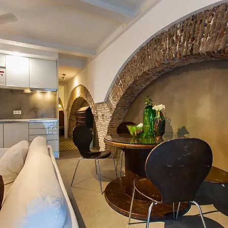 아파트 The Old Stables Chiado 리스본