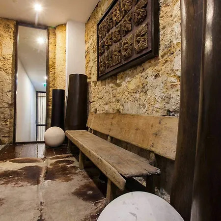 The Old Stables Chiado 아파트 리스본